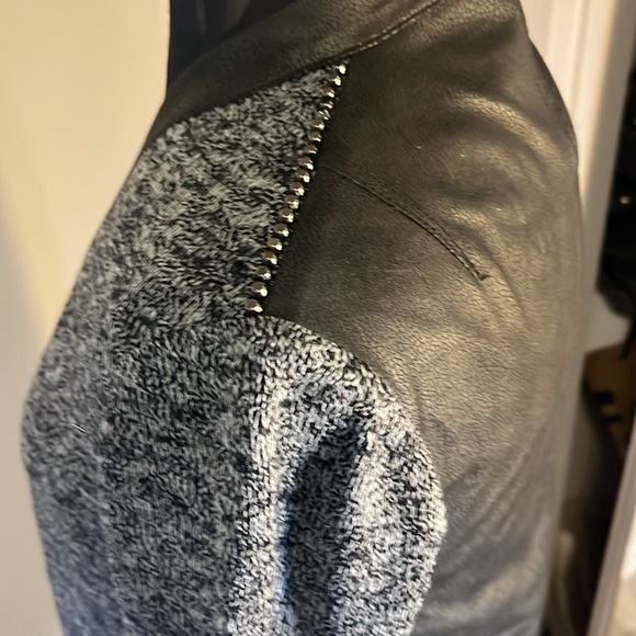 VEX COLLECTION SWEATER JACKET - Picture 5 of 8